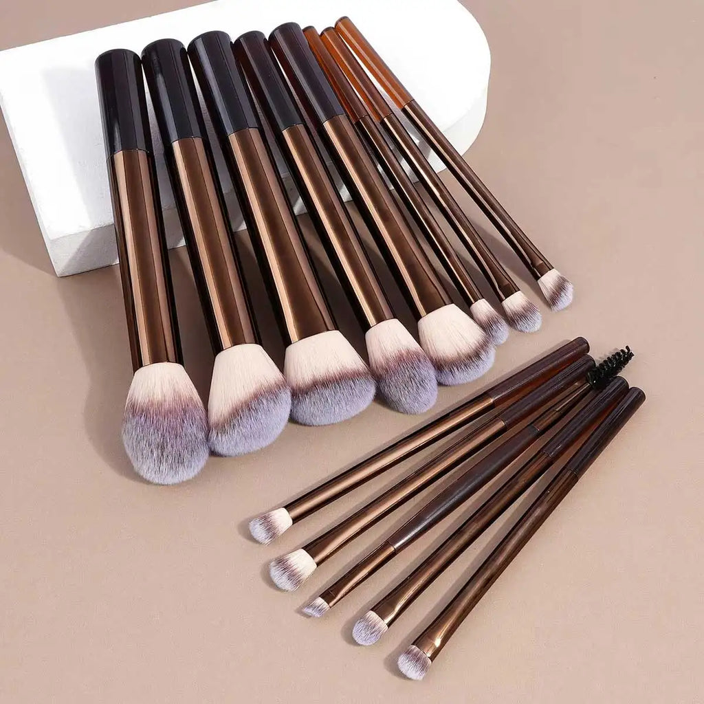 Kit de 13 Pinceaux de Maquillage Professionnels - Luxe & Douceur